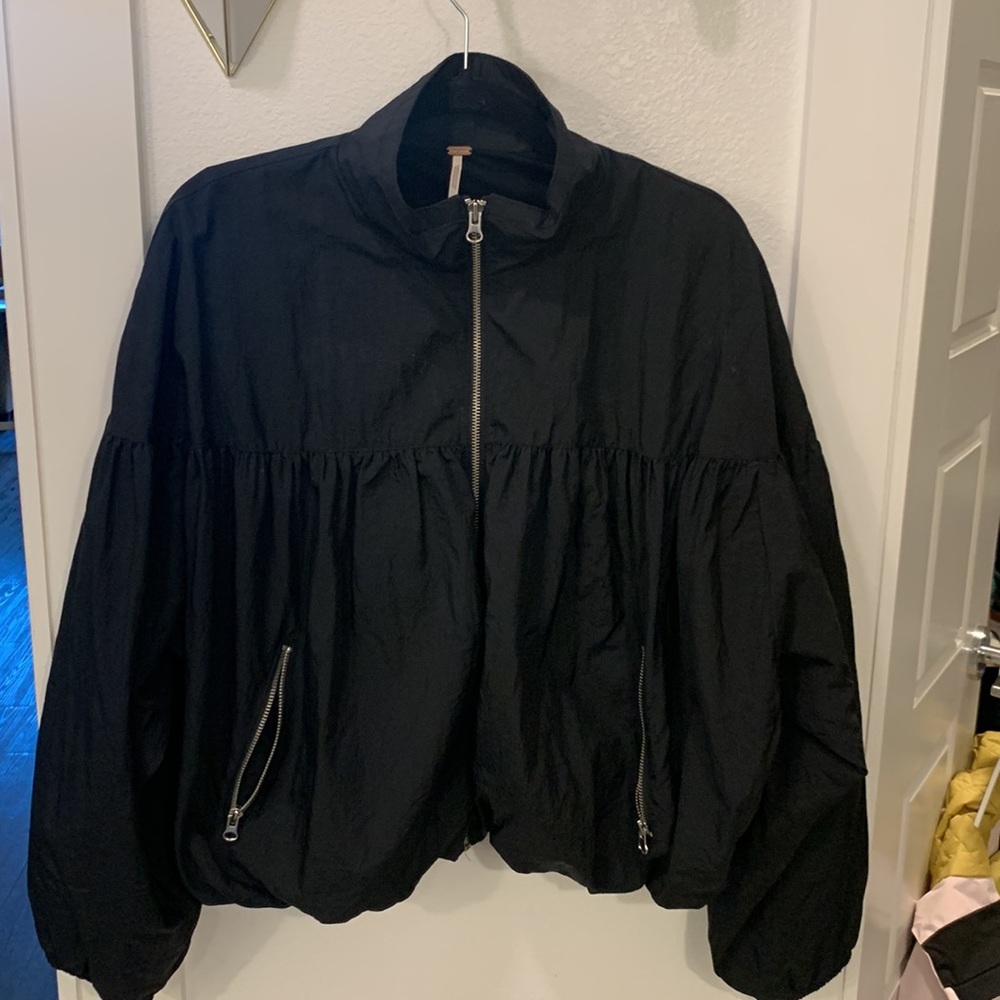 Free People windbreaker med